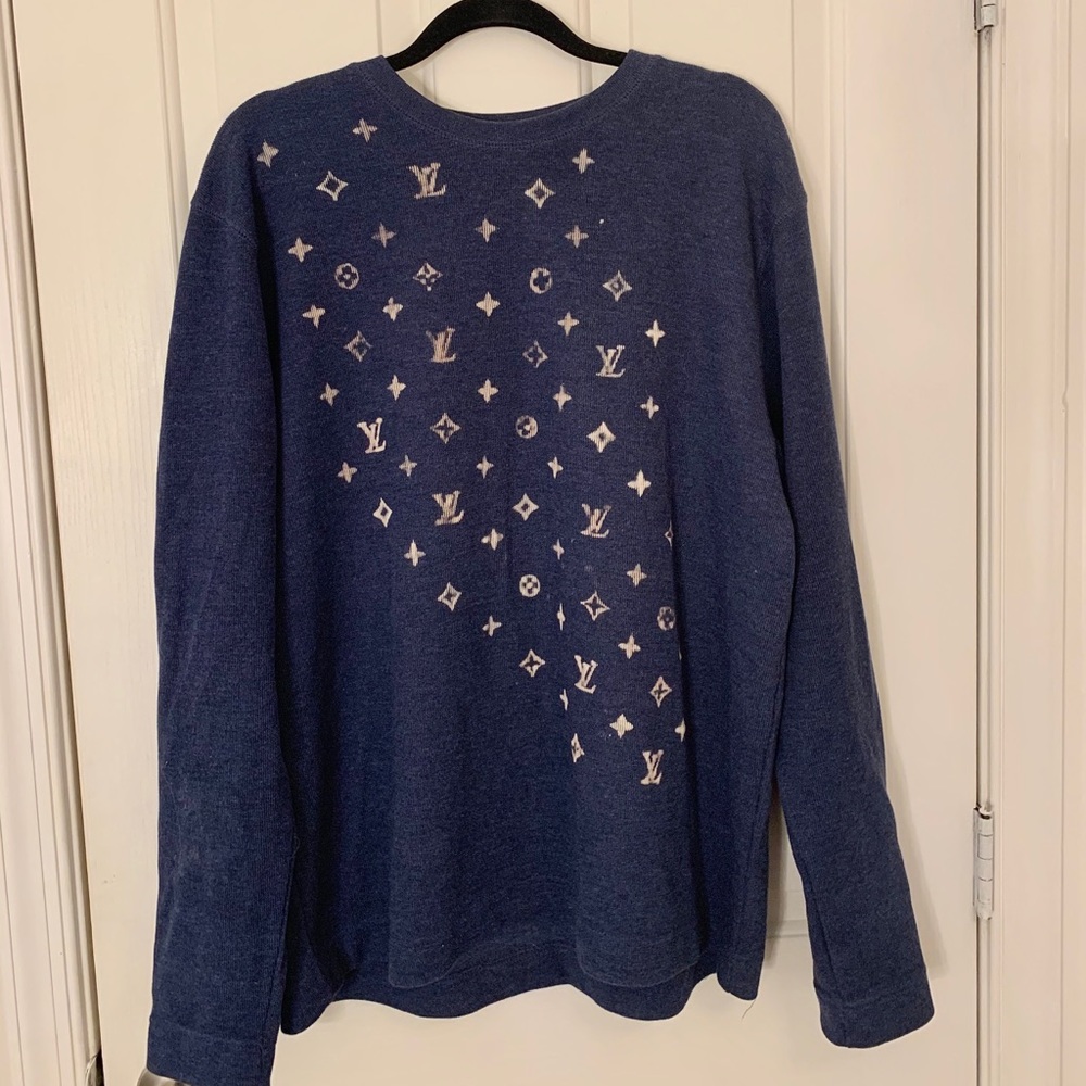 Louis Vuitton print style sweater